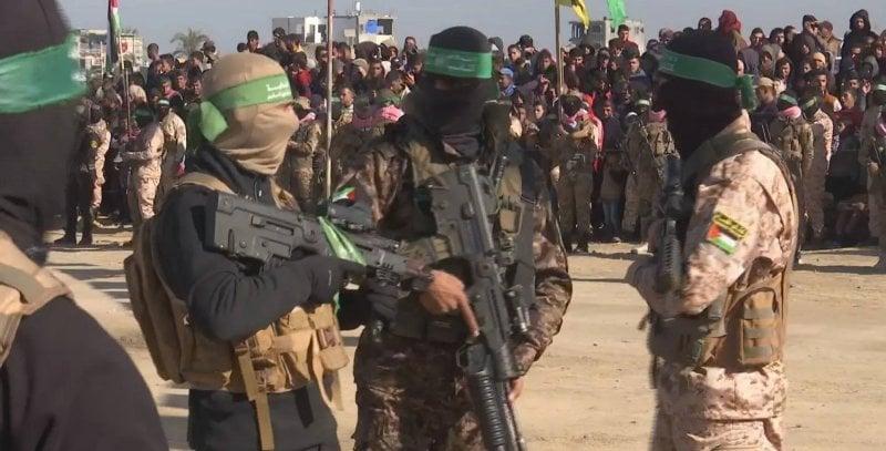 بين القبول والتحفظ... "حماس" تدرس بنود خطة ترامب