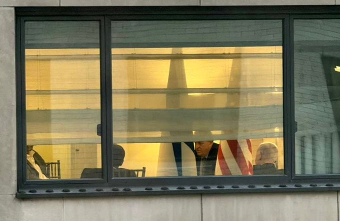 نتنياهو في أحد فنادق نيويورك... صورة مسرّبة تثير جدلاً أمنياً