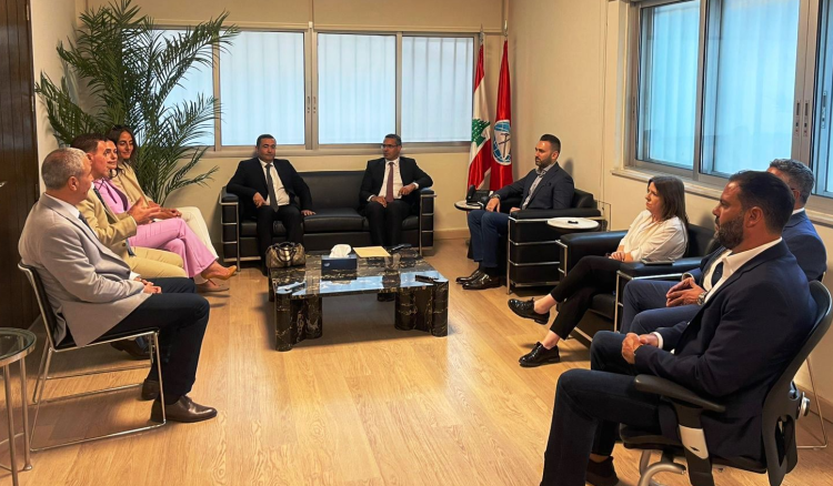 دعم المزارعين... محور اللقاء بين التقدمي ووزارة الزراعة
