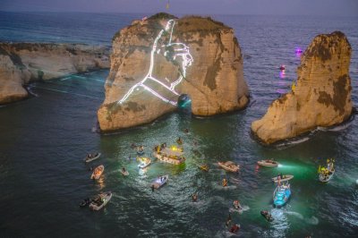 إضاءة صخرة الروشة.. الحجار يتحرّك ضد هؤلاء
