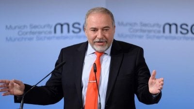 ليبرمان يحذّر: احتمال هجوم إيراني مفاجئ على إسرائيل