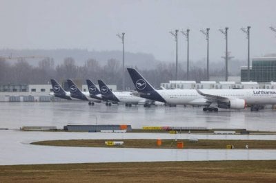 طائرات مسيّرة تشلّ مطار ميونيخ... وتأجيل رحلات جوية