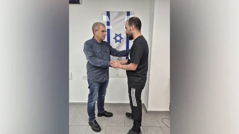 إعادة سجين إسرائيلي من الأردن… والظروف قيد التحقيق