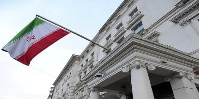 القضاء الايراني يبرّئ فرنسيًا من تهمة التجسس