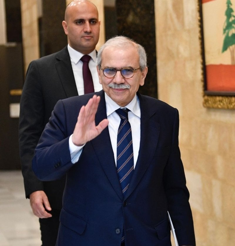 سلام يعيد إلى الواجهة النقاش الدستوري حول مقرّ الحكومة