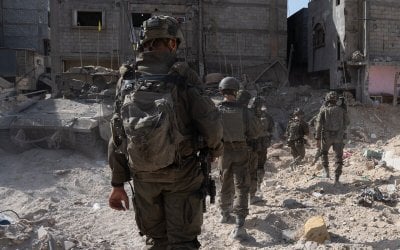 على وقع الغارات... الجيش الإسرائيلي يستعد لإعادة الانتشار في غزة