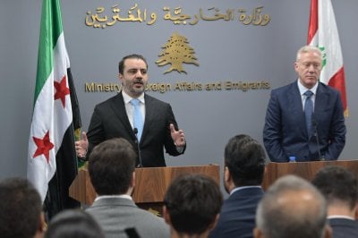 الشيباني يذكر اللبنانيين بزمن الوصاية السورية… هرج ومرج في المطار واعتداء على عنصر أمن