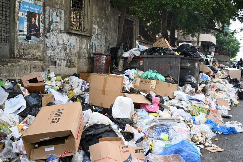 أزمة النفايات تابع... قرار حكومي يعيدنا إلى مربّع الطمر

