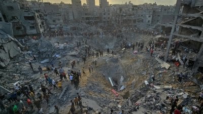 تحذير إسرائيلي إلى الغزيين: لا تعودوا!