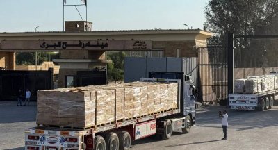 استعداد مصري شامل...  رفح يفتح مساراً مباشراً للمساعدات إلى غزة