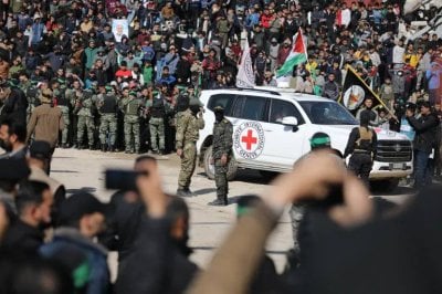 انعطافة حادة في صفقة الأسرى... عرض مفاجئ من حماس في اللحظة الأخيرة

