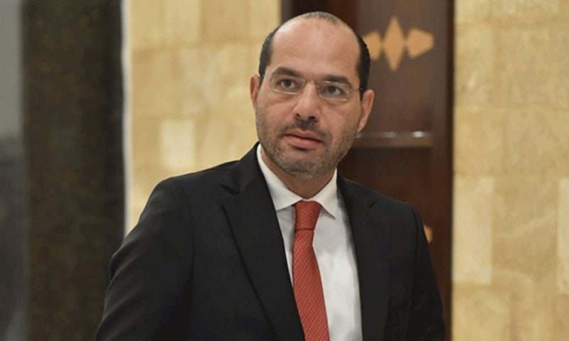 "دائماً نحو غد أفضل"... مراد يجدد الوعد لوالده 