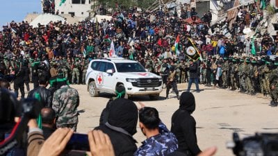 إسرائيل تستعيد جثامين قتيلين من 7 أكتوبر… واتهامات لحماس