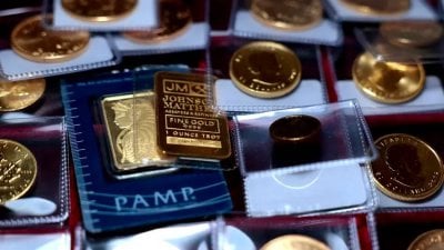 لبنان أمام أزمة غير مسبوقة… الأونصات مفقودة والمضاربة ترفع السعر 200 دولار!
