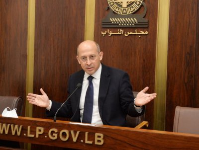 عون: الانتخابات في موعدها رغم نوايا التأجيل