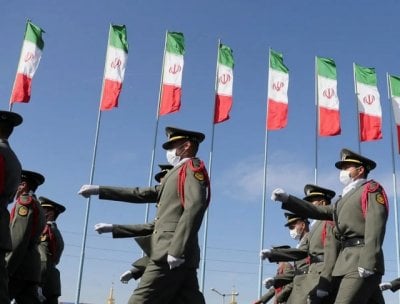 تحركات جديدة في الخليج... الحرس الثوري يطلق دعوات لتوطين الجزر الإيرانية