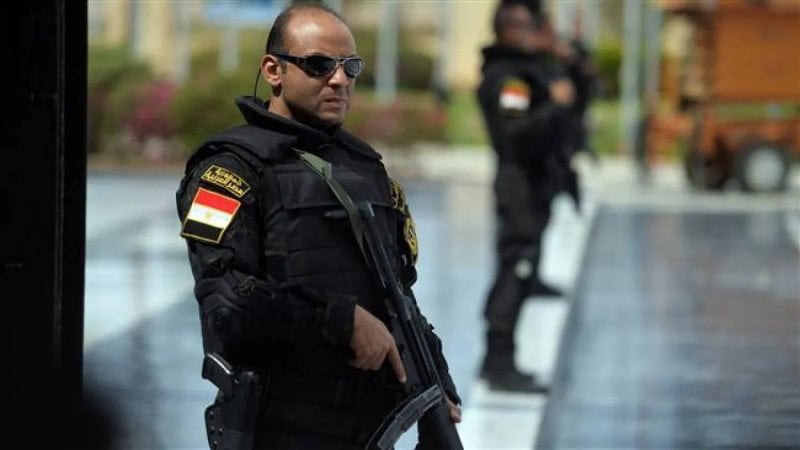 "مشهد من فيلم ينقلب إلى مأساة حقيقية"... مصر تحت وقع جريمة الطفل والمنشار