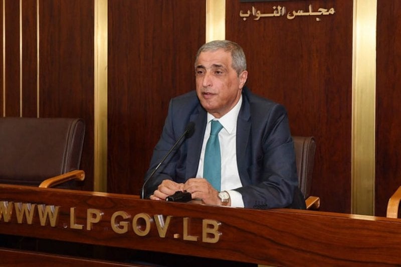 بعد اكتشاف جهاز تجسس… هاشم: وطننا ما زال في دائرة الاستهداف 