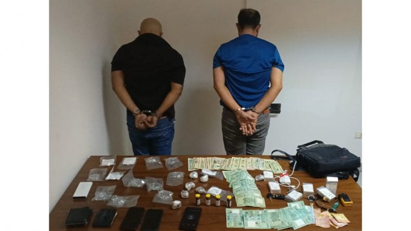 بالجرم المشهود... "الأمن" يوقف مروّجي للمخدرات في الزلقا