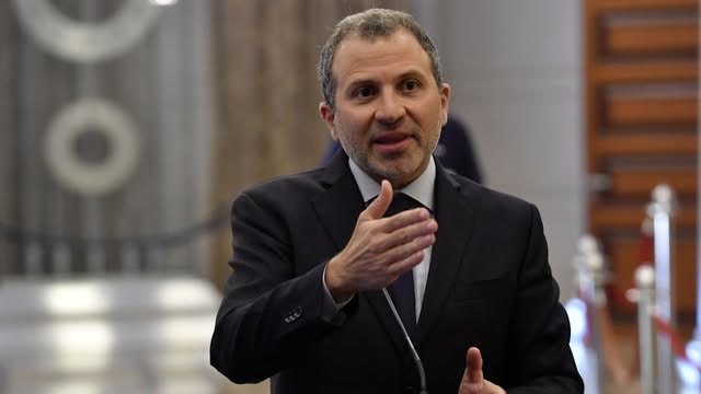 الوطني الحر يفتح حوارًا معمّقًا مع النخب السنّية (فيديو) الوطني الحر يفتح حوارًا معمّقًا مع النخب السنّية (فيديو)