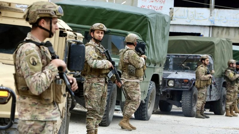 عملية نوعية للجيش في المتن... مصادرة معدات عسكرية وإقفال المحل بالشمع الأحمر عملية نوعية للجيش في المتن... مصادرة معدات عسكرية وإقفال المحل بالشمع الأحمر