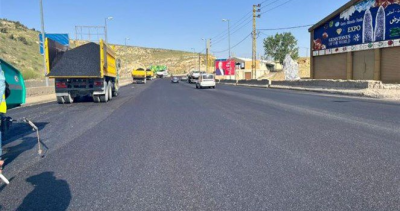 لتعزيز السلامة المرورية... عواكس ضوئية جديدة على طريق ضهر البيدر