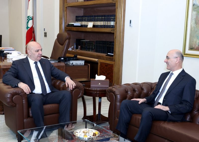 عون والحجار: الانتخابات في موعدها... والجهوزية مكتملة عون والحجار: الانتخابات في موعدها... والجهوزية مكتملة