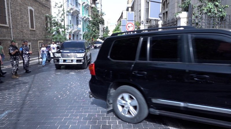الطبول بدأت تُقرع وصناديق  الطبول بدأت تُقرع وصناديق
