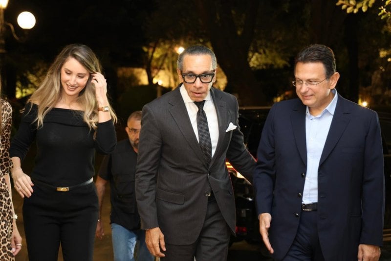 مصر: دعم قوي لاستقرار لبنان.. السفير المصري في لقاء مع الخازن بالصور مصر: دعم قوي لاستقرار لبنان.. السفير المصري في لقاء مع الخازن بالصور