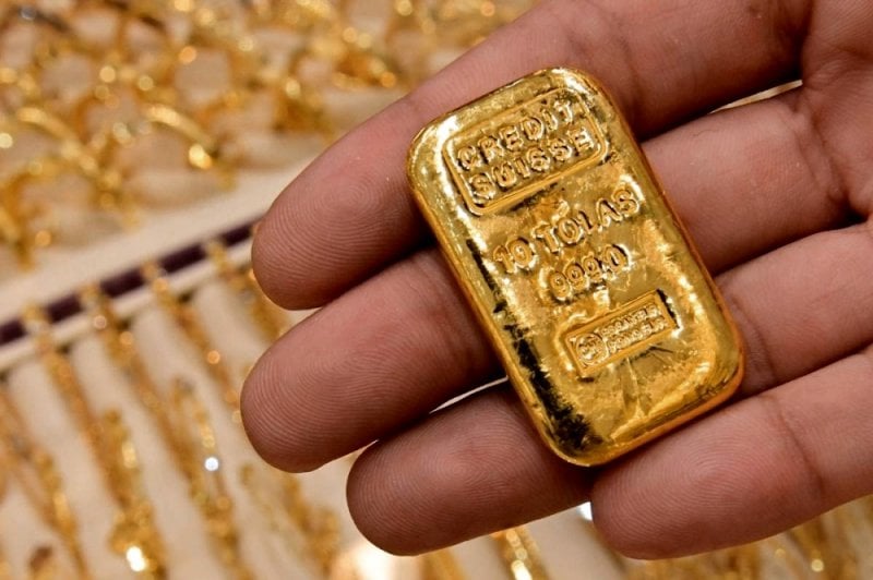 الأونصة دون الـ4000 دولار… فرصة "ذهبية" للبنانيين لاغتنامها قبل الارتفاع الكبير!
 الأونصة دون الـ4000 دولار… فرصة "ذهبية" للبنانيين لاغتنامها قبل الارتفاع الكبير!