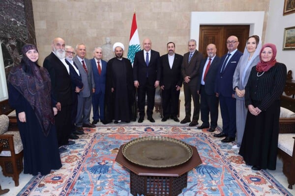 عون: لا خلاف بين اللبنانيين... والانقسام محصور في الطبقة السياسية عون: لا خلاف بين اللبنانيين... والانقسام محصور في الطبقة السياسية