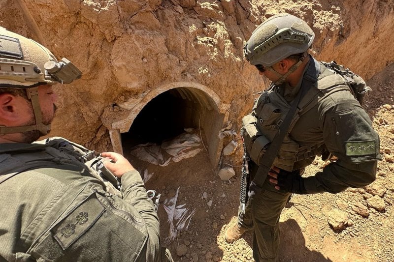 "جبهة الصمت"... كيف تحوّلت أنفاق غزة إلى صداع لإسرائيل؟ "جبهة الصمت"... كيف تحوّلت أنفاق غزة إلى صداع لإسرائيل؟