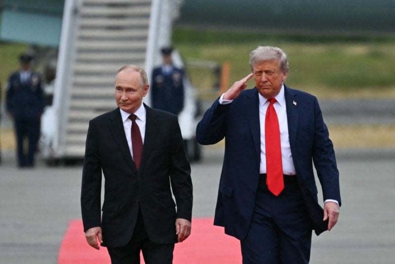 بعد بحث ترامب تسليم "توماهوك" لأوكرانيا... بوتين يهدّد بردّ "ساحق"