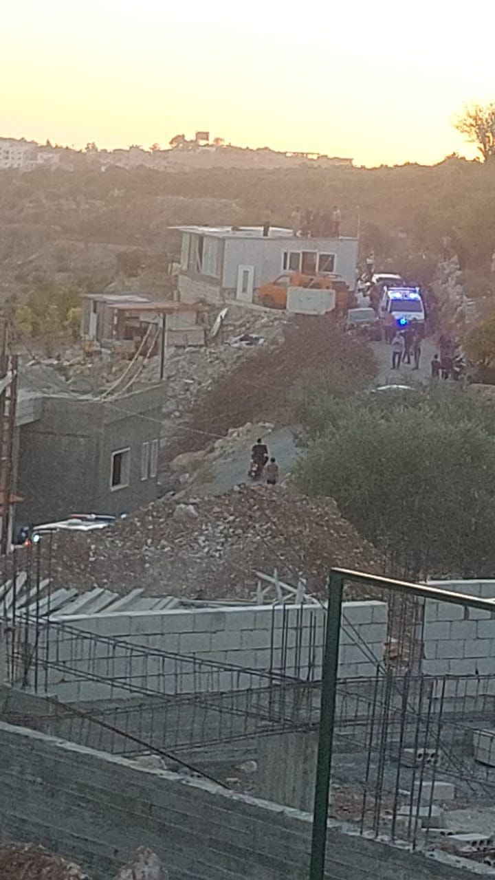 بالفيديو... مسيّرة إسرائيلية تستهدف منشرة في البياض – صور بالفيديو... مسيّرة إسرائيلية تستهدف منشرة في البياض – صور