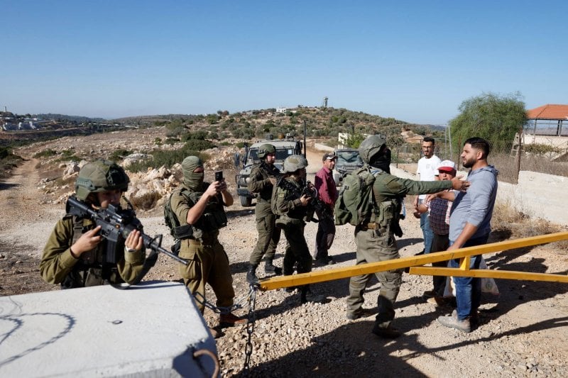 لا وقف نهائي لإطلاق النار… رئيس الوزراء الفلسطيني: “إعلان نيويورك” يمثل طريقًا نحو الدولة لا وقف نهائي لإطلاق النار… رئيس الوزراء الفلسطيني: “إعلان نيويورك” يمثل طريقًا نحو الدولة