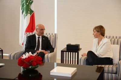 في لقاء مع مستشارة ماكرون... الحجار: كفى اعتداءات إسرائيلية... وحان وقت التحرير (صور)