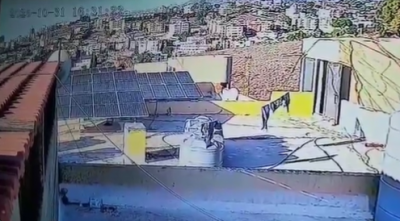 فيديو يوثق لحظة وقوع الغارة التي استهدفت مبنى في النبطية فيديو يوثق لحظة وقوع الغارة التي استهدفت مبنى في النبطية