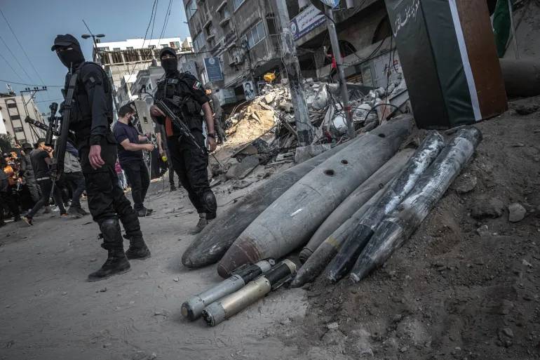 قذائف "صامتة"... ذخائر الحرب تهدد غزة قذائف "صامتة"... ذخائر الحرب تهدد غزة