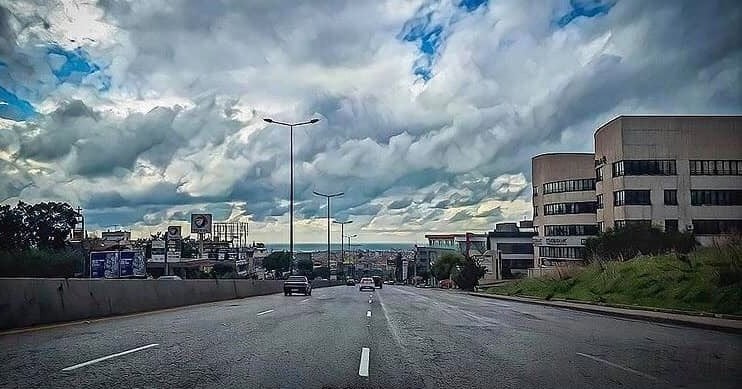 كمين في الحازمية يُسقط "سليمان" بعد مواجهة مسلّحة! كمين في الحازمية يُسقط "سليمان" بعد مواجهة مسلّحة!