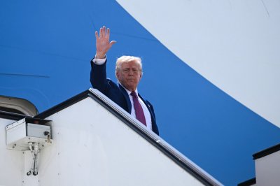 تقرير مرتقب لترامب حول تثبيت وقف النار والانتقال إلى حكم مدني في غزة