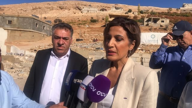 بعد جولتها في عرسال... الزين: الأضرار كبيرة جدًا والتلوّث واسع (فيديو وصورة)