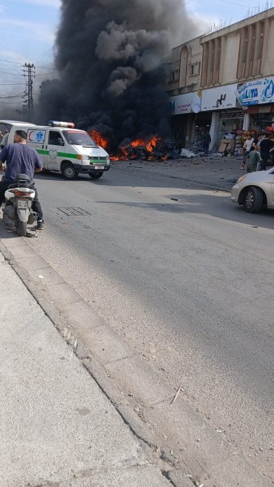 شهيد في غارة إسرائيلية استهدفت سيارة في الدوير (صور وفيديو)