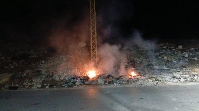 حريق كبير في حاروف... والأهالي يناشدون! (فيديو)