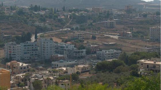 تلاسنٌ تطوّر إلى إشكالٍ بالسكاكين... وإصابة شاب سوري بجروح خطرة