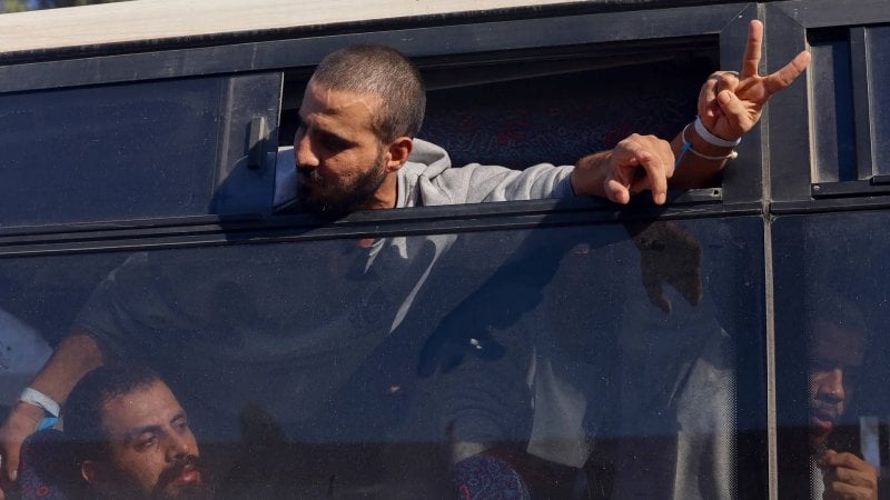 "جريمة حرب"... الخارجية الفلسطينية تندّد بقانون إعدام الأسرى