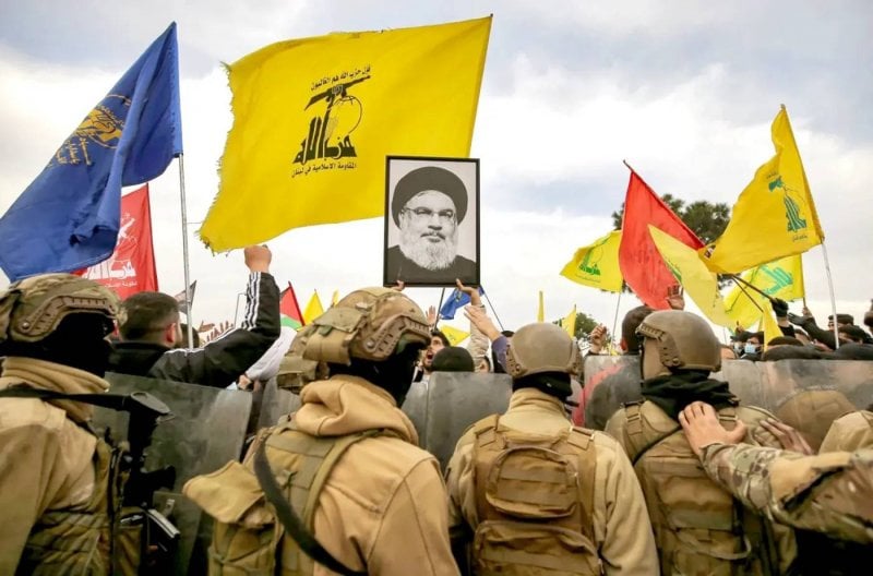 إسرائيل استغلت "الخطيئة الحكومية"... حزب الله يوجّه بياناً حاداً إلى الرؤساء الثلاثة