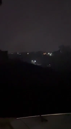 على دفعتين... بالفيديو: غارة إسرائيلية تستهدف كفردونين