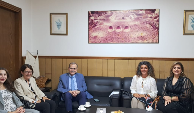 العلاقات اللبنانية – الفلسطينية على طاولة البزري… ولقاء أكاديمي مع وفد اليسوعية