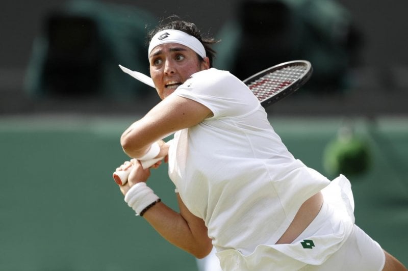 لأنها تعاني الاكتئاب... لاعبة تنس تونسية تتوقف مؤقتًا عن اللعب