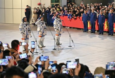  لتجنّب كارثة في المدار... الصين تمدد مهمة فضائية طارئة